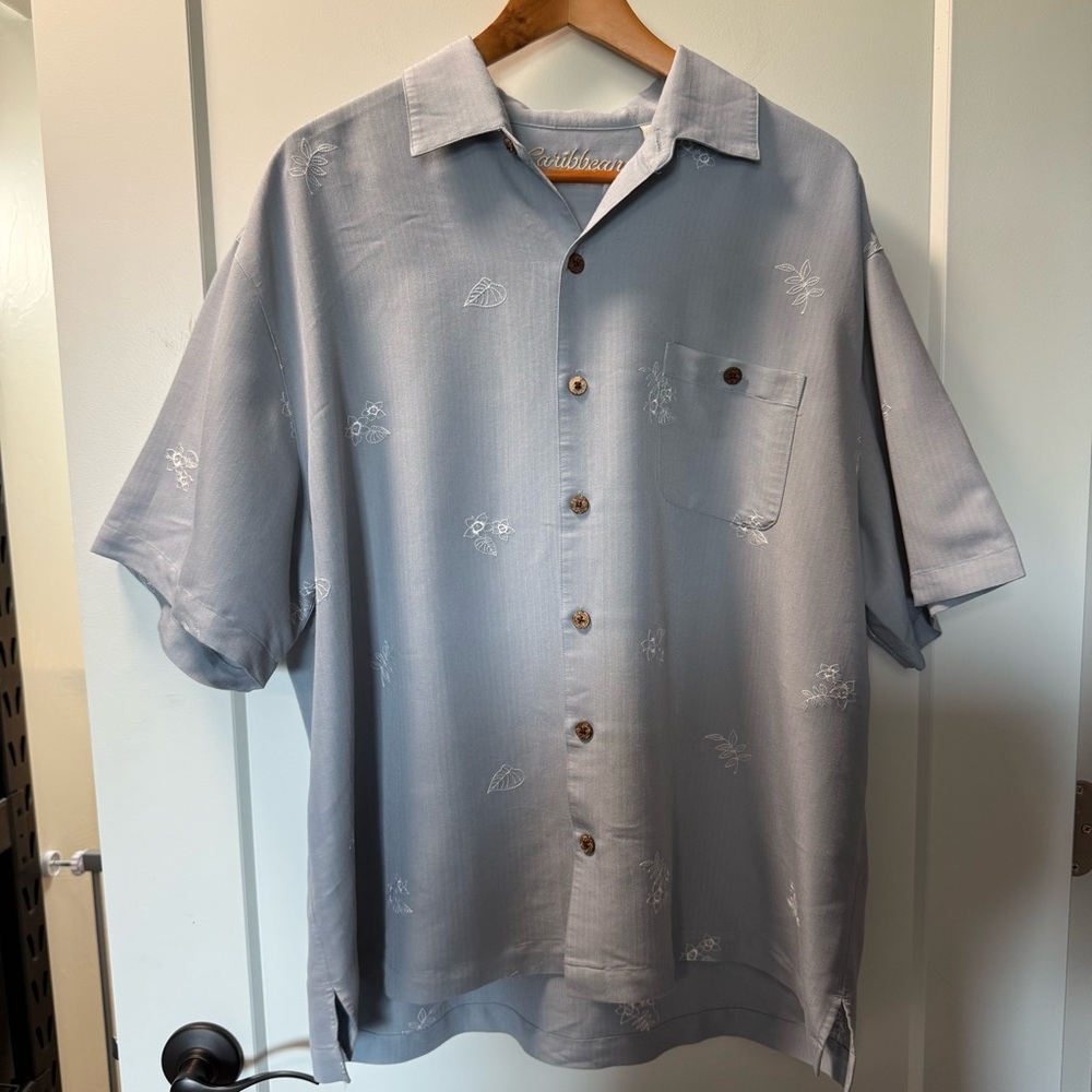 Carribean‎ Men's Embroidered Floral Hawaiian Shirt Rayon Blend Dusty Blue Casual